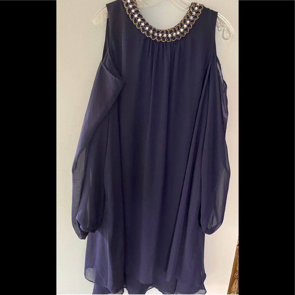 Xscape cool shoulder party dress